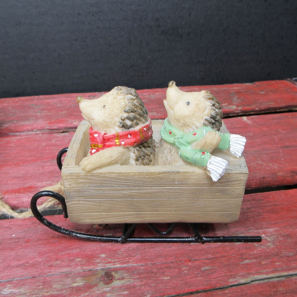 Charming Hedgehog Winter Sleigh Ride Figurine Set Christmas Holiday Decor NEW - Picture 4 of 16